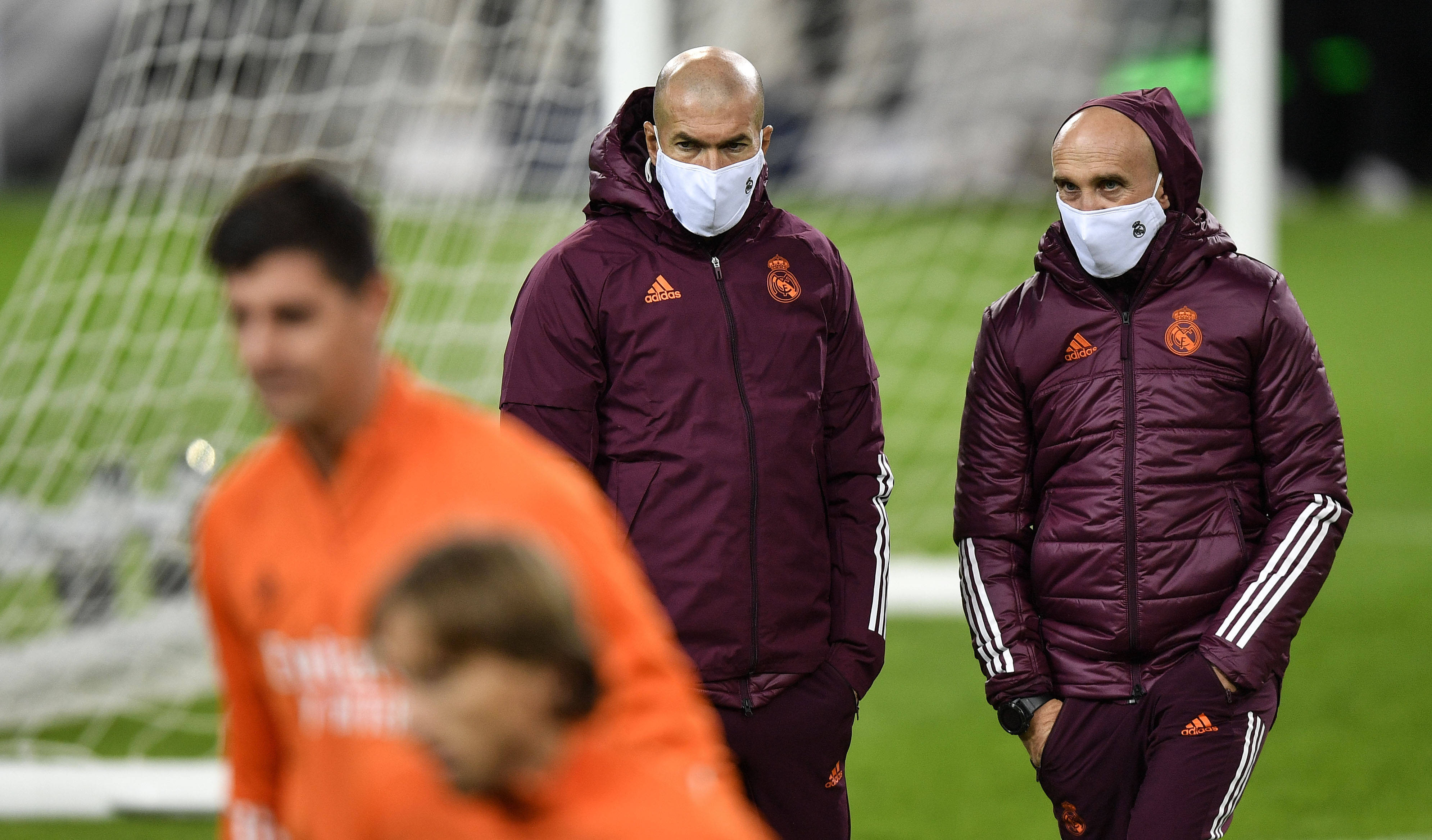 关于今夜斯图加特备战欧冠,临场应变细节曝光,话题不断,年轻球员得到机会的信息 关于今夜斯图加特备战欧冠,临场应变细节曝光,话题不断,年轻球员得到机会的信息