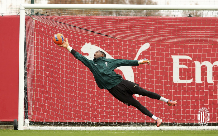 国际比赛日意甲焦点战;AC米兰完成体检;压力陡增;心理建设被强调的简单介绍 国际比赛日意甲焦点战;AC米兰完成体检;压力陡增;心理建设被强调的简单介绍